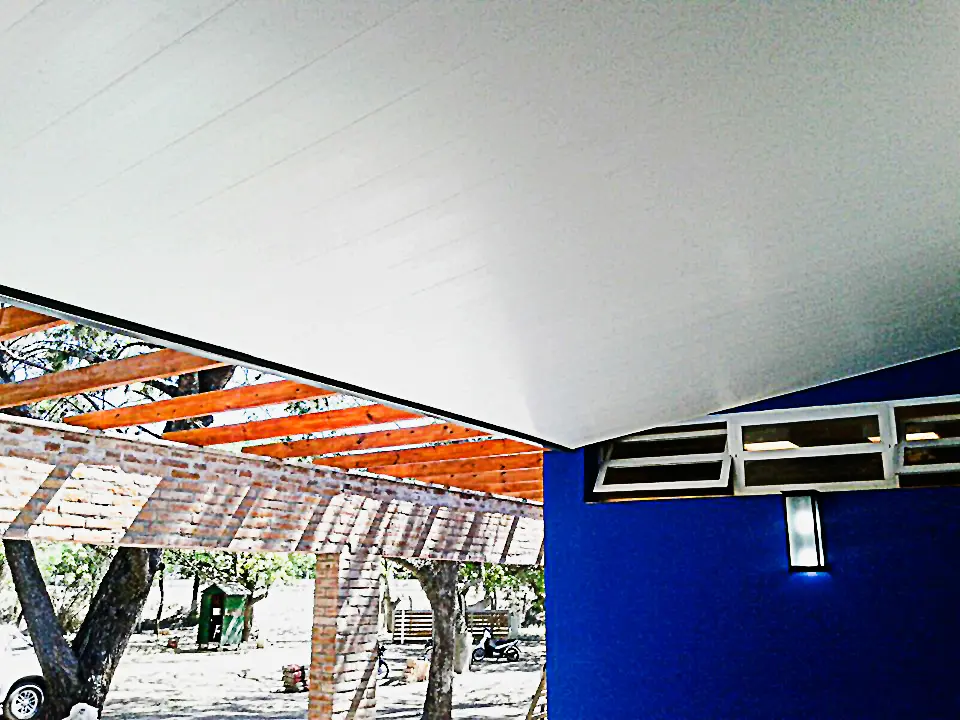 Cielorraso de PVC Luminus Liso (200x7mm) x m2 - Imagen 4