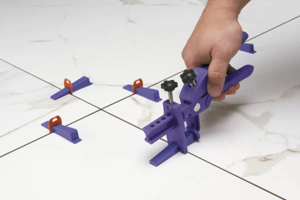Pinza Plástica Nivelatop para sistema autonivelante ATRIM